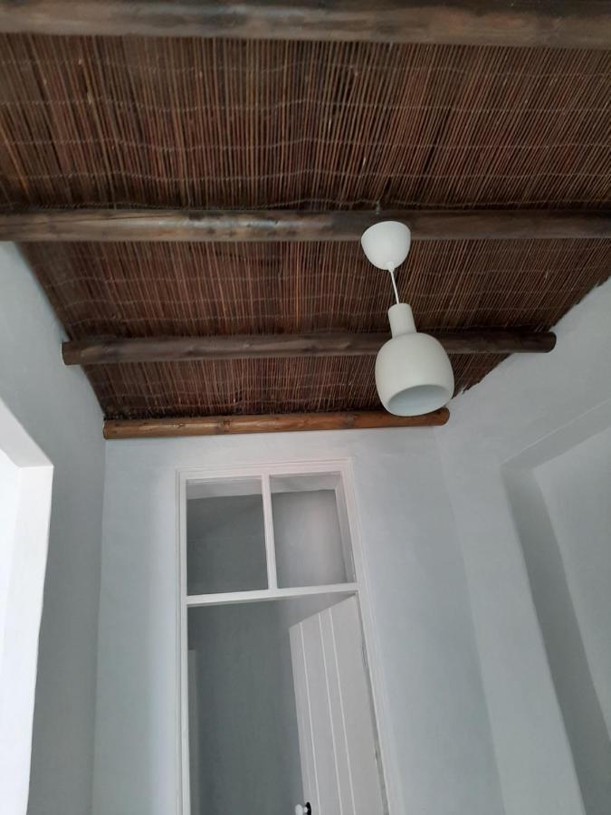 Traditional House In Historical Center Of Distrito de Faro Exterior foto