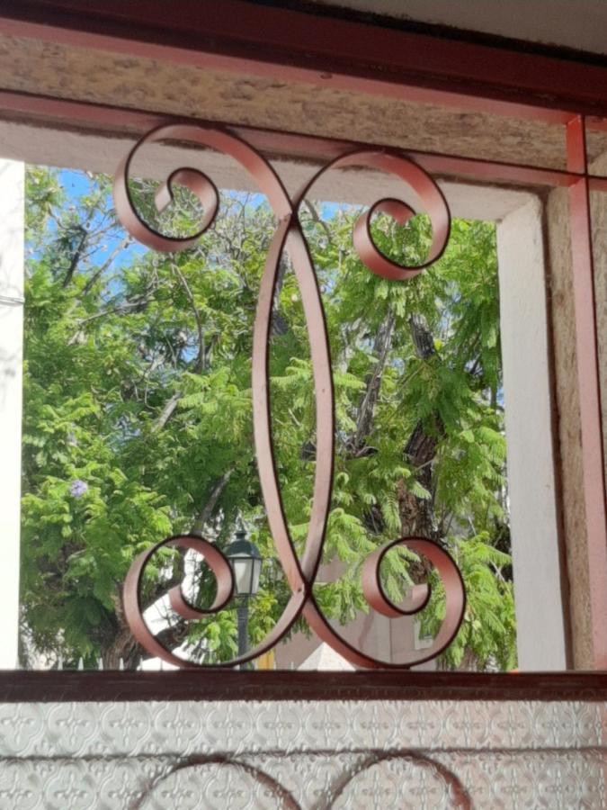 Traditional House In Historical Center Of Distrito de Faro Exterior foto